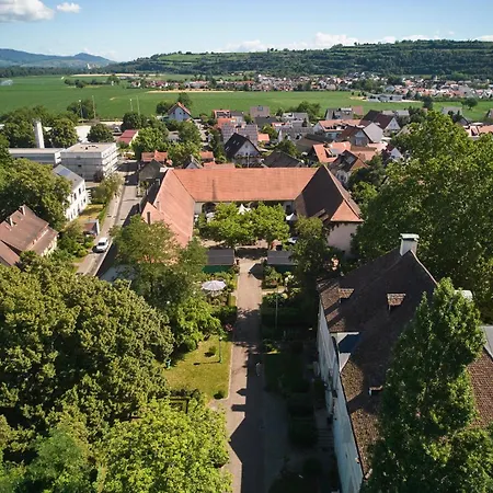 בית נופש Schloss Rimsingen Fine *